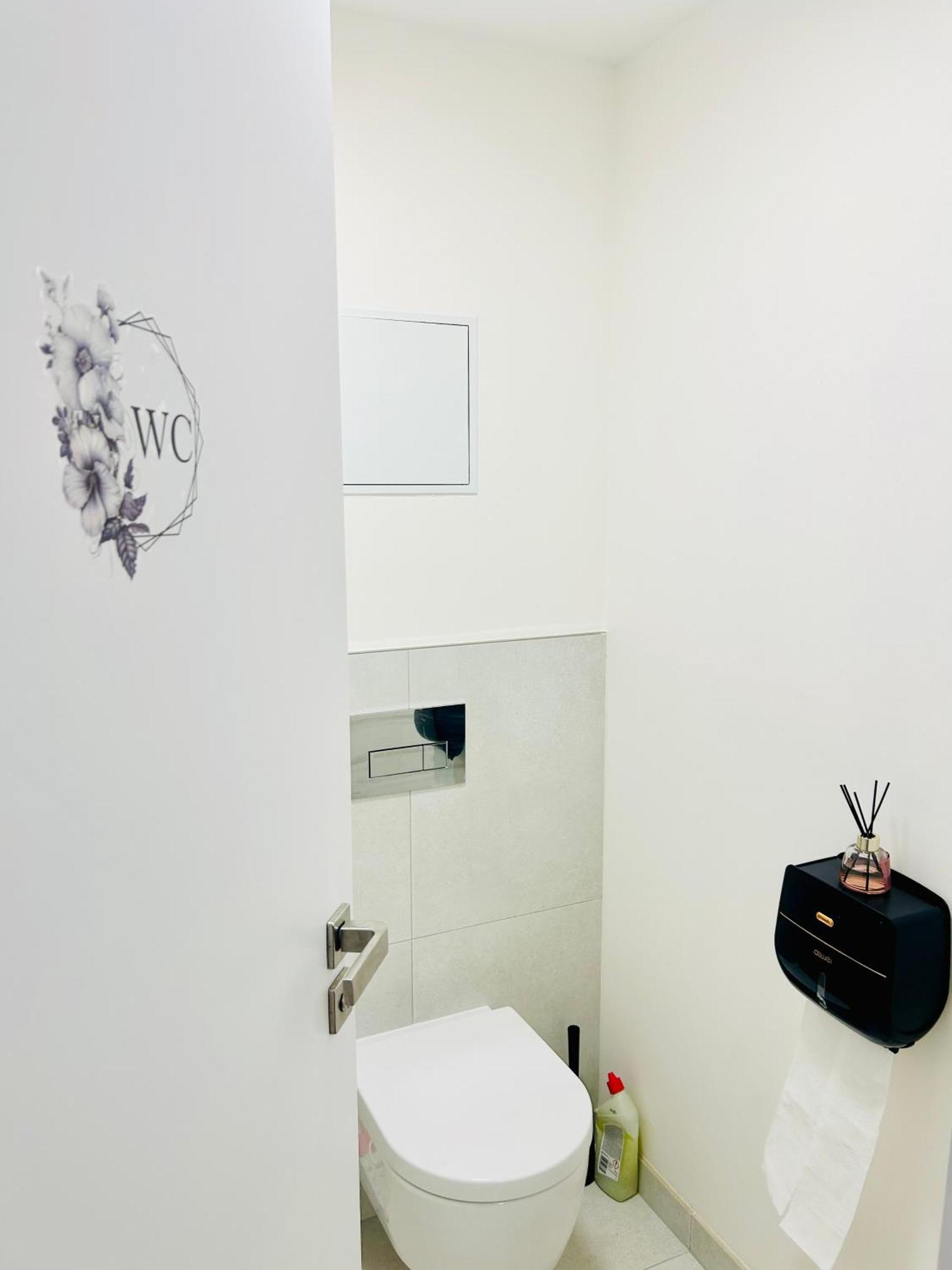 Appartement New Luxury At Andel Metro Station Prague