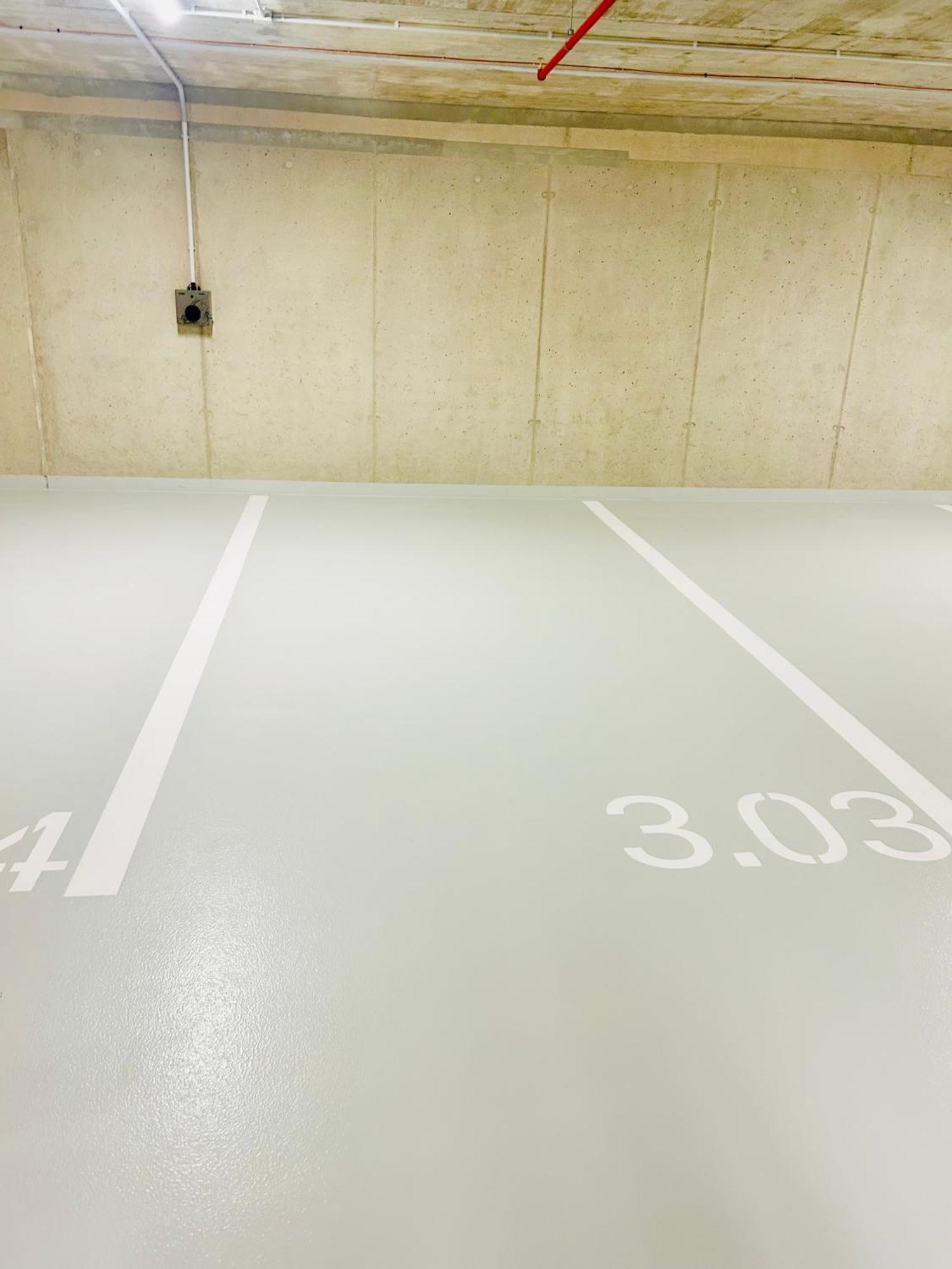 Appartement New Luxury At Andel Metro Station *